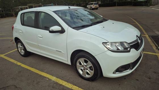 RENAULT SANDERO 1.6 DYNAMIQUE 8V FLEX 4P AUTOMATIZADO RENAULT SANDERO 1.6 DYNAMIQUE 8V FLEX 4P AUTOMATIZADO